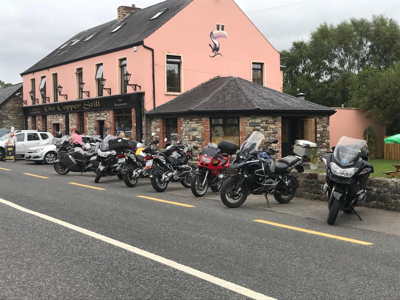 The Copper Still Bar Restaurant & Boutique Rooms Dromod 外观 照片